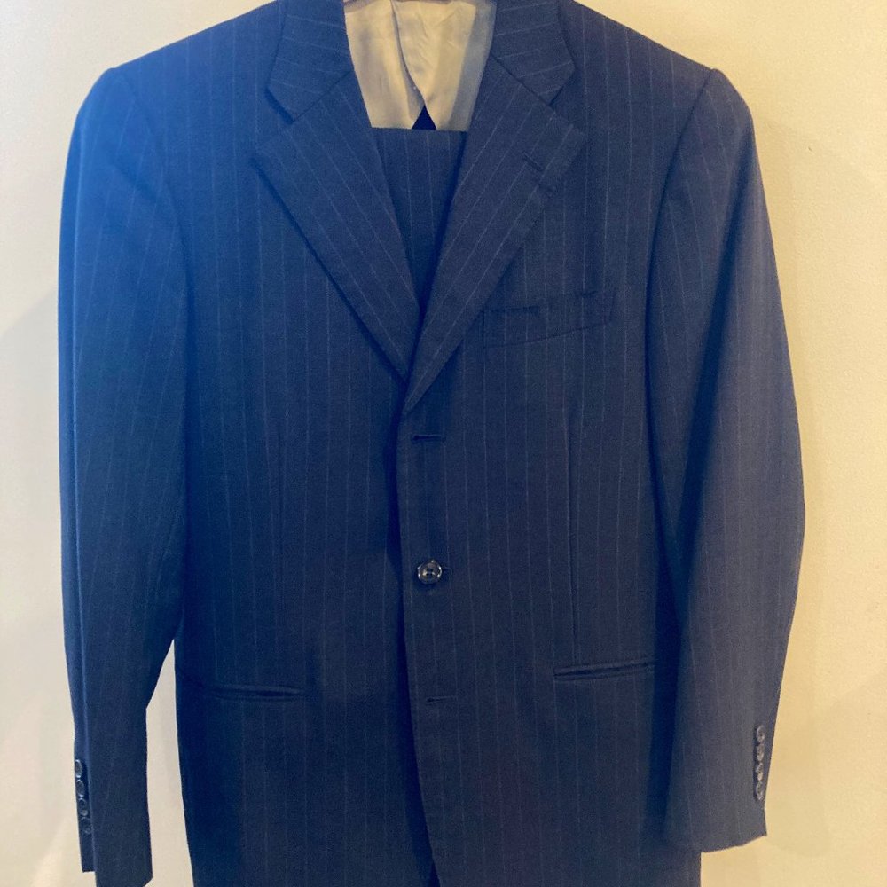 Classic Black Two Piece Chalkstripe/Pinstripe Business Suit / 2pc three button